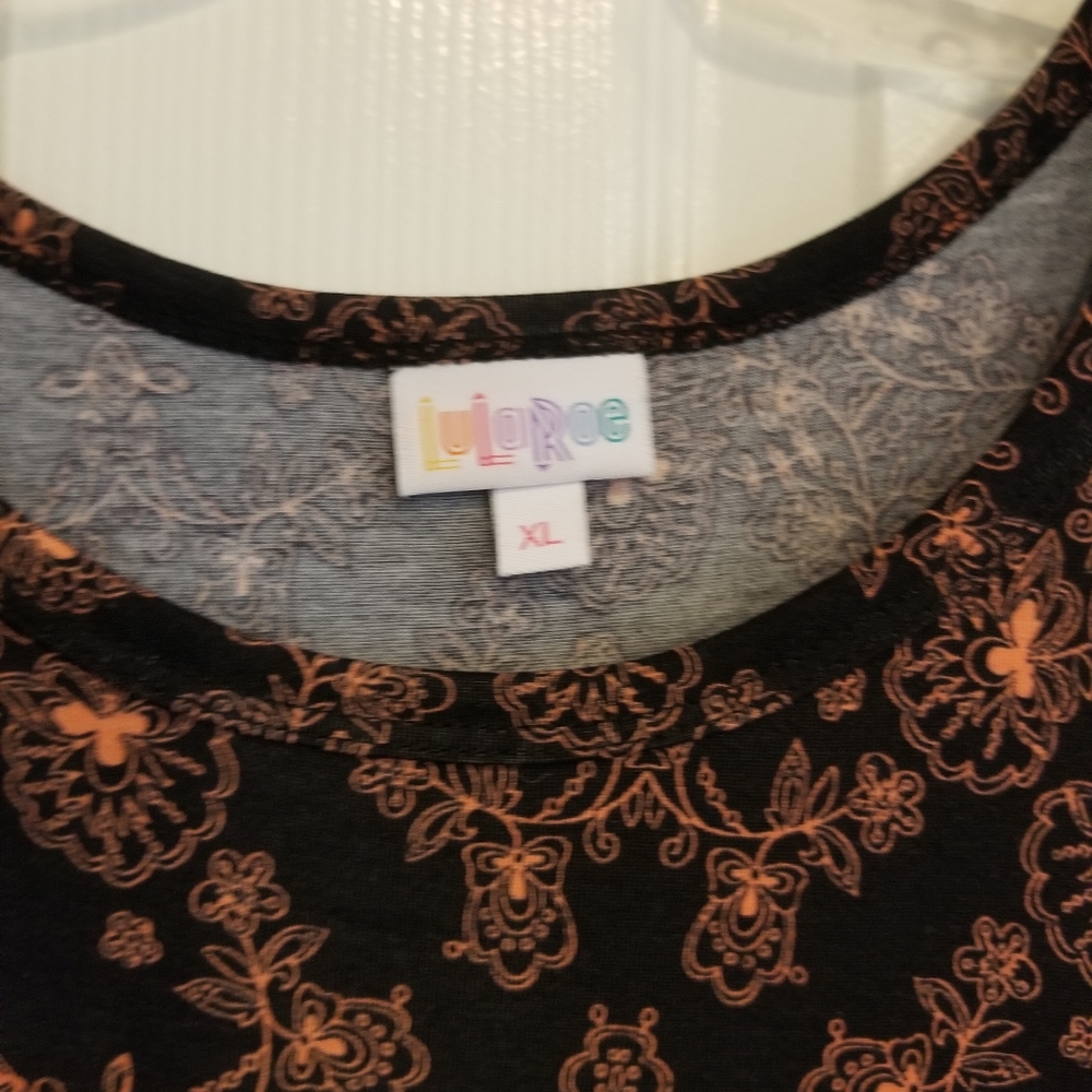 Lularoe Carly's - Picture 4 of 6